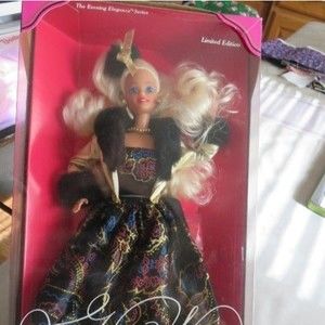 Mattel 1993 golden winter barbie - New, in unopened box